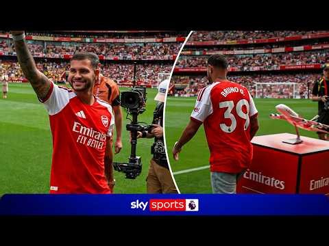 Bruno Guimarães unveiled to Arsenal fans at the Emirates! 😍
