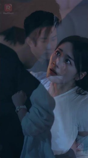 FIRE ON THE BED🔥#shortdrama #kiss #shorts