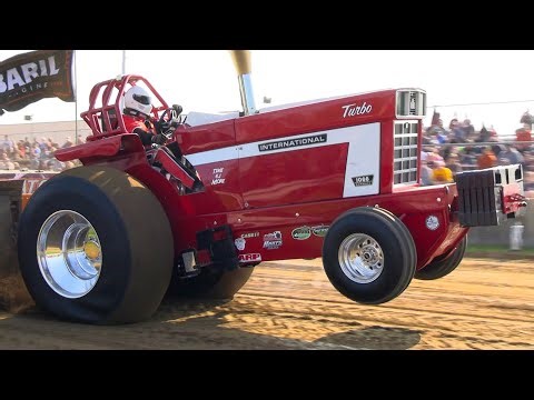 TRACTOR PULLING 2025 - 5 CLASSES of Badger State Pullers pulling action from Prairie Du Sac, WI!
