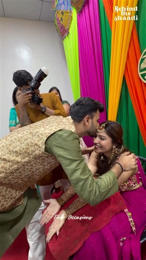Groom Surprise the Bride by Crashing at her Mehndi Function | Mehndi Dance | Shaadi Wala Ghar #fyp