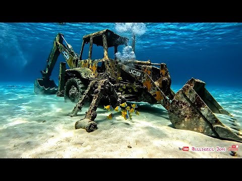 Recovering & Rebuilding a JCB Backhoe Lost at Sea for 4 Decades