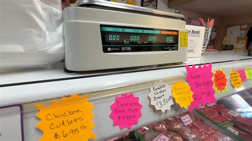 'Hurts consumers': Senator Schumer pushes bill to break up meat industry monopolies
