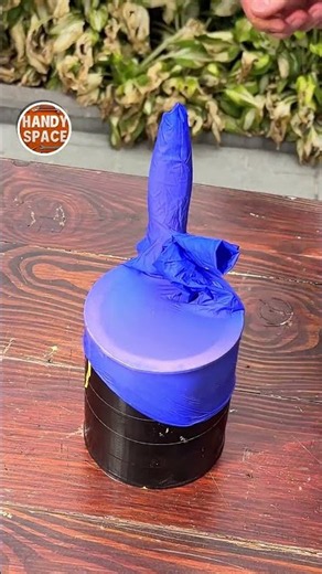 Painters, Stop Letting Your Brushes Dry Out! 🎨🧤😮