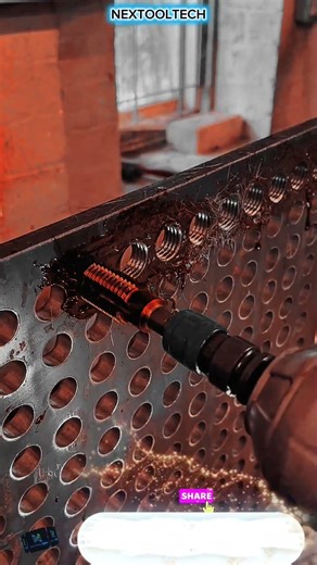 High-Speed Power Tapping Tool for Precise Internal Threading in Metal Fabrication