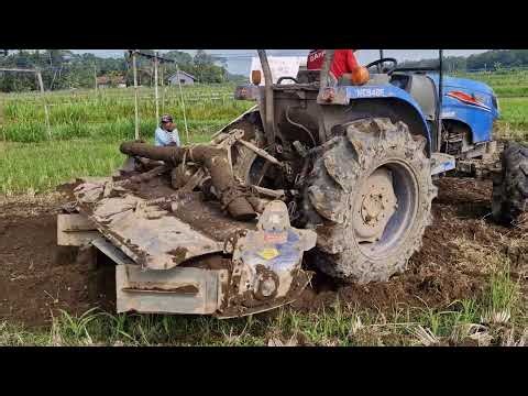 AMAZING TRACTOR WORK: CREATING LAND RIDGES AUTOMATICALLY - Agriculture Farming