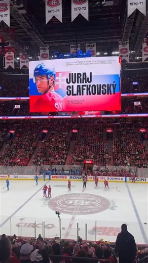 🏒Fanúšikovia Montrealu vyslali Juraja Slafkovského🇸🇰 na ZOH 2026👏 🎥 @nhl #hokej #nhl #sportsk #zijemesportom | Šport.sk