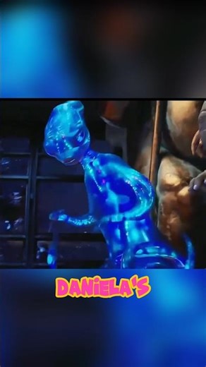 Aliens want to eat human brains 👽😱!! #shorts #movierecap