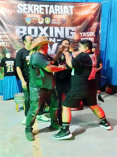 Big Dudi vs Fahrurozi: The Comedy Boxing Showdown
