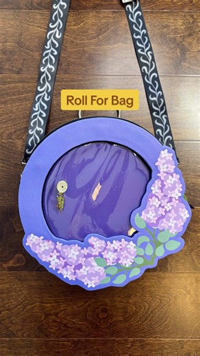 Today’s bag is for Libby! ✨🎲✨ Dice by @Yaniir #rollingdice #itabag #pinbag #rollforbag #smallbusiness