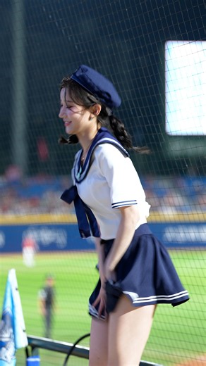スカートをおさえる、少し恥じらう李珠珢 (イ・ジュウン/이주은) Fubon Angels 2026/9/28【台湾チアTV】