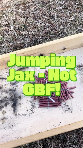 Jumping Jack Flash! 144 Jumping Jax! #fireworks #pyrotechnica #pyro #fun #fireworksshow #pyrotechnic