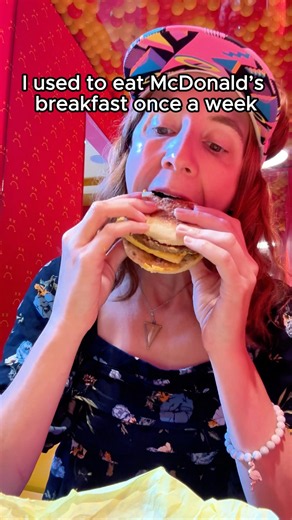 you can still eat McDonald’s and be hot 😍 #vlog #fastfood #mrcharlie #funny #plantbased #vegan