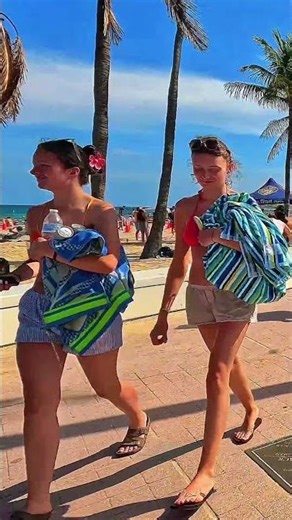 🇺🇸 POV: Beach Walk Spring Break Florida, USA #shorts