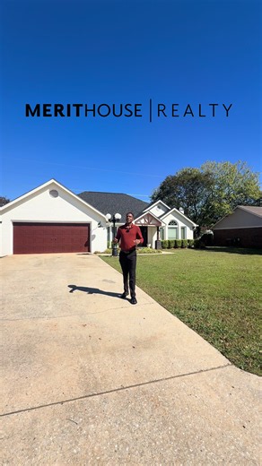 Decatur AL Home for Sale with Pool — 2214 Carleton Dr SW