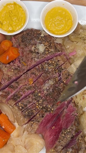 4 full recipe 🔍 👀📲💻 MELISSA JO & Crockpot Corned Beef & Cabbage ☘️ #crockpotrecipes #cornedbeefandcabbage #stpatricksday