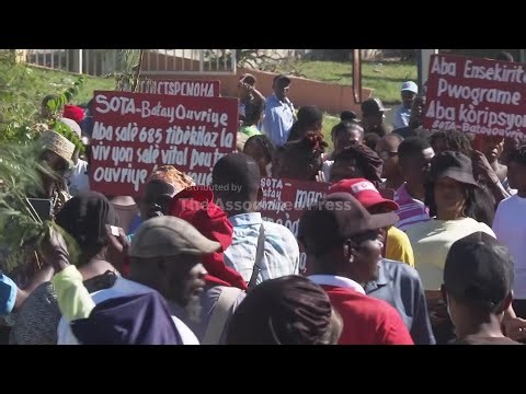 Surging oil prices spark protest in Haiti as workers demand salary increase