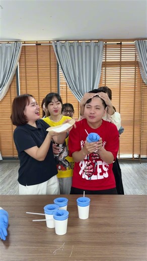 New way to play rock paper scissors 🤣🤣🤣#funny #challenge #shorts