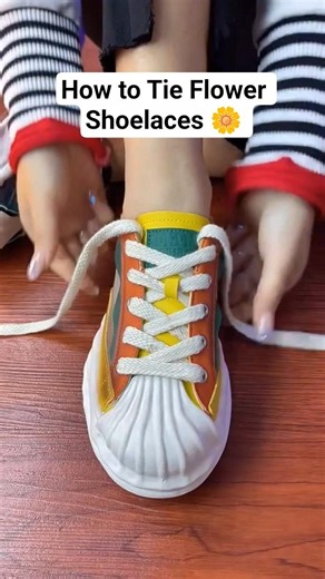 How to Tie Flower Shoelaces 🌼 (Easy Step-by-Step!) ✅