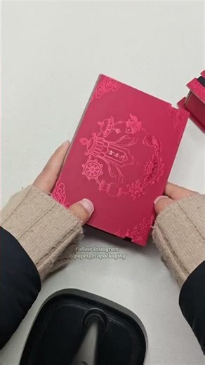 Design your foldable box today 🤝two pieces of box