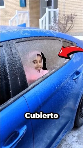 ¡Así puedes liberar tu coche del hielo! 🚗❄️🧐