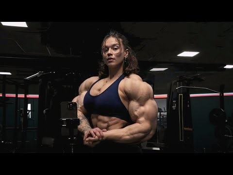 The Strength of Aleyna Durmaz 💪 Female Bodybuilding Inspiration