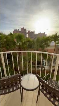 🌴✨ Come take a look inside Room 4304 at The Coral Towers at Atlantis Bahamas! #atlantis #roomtour