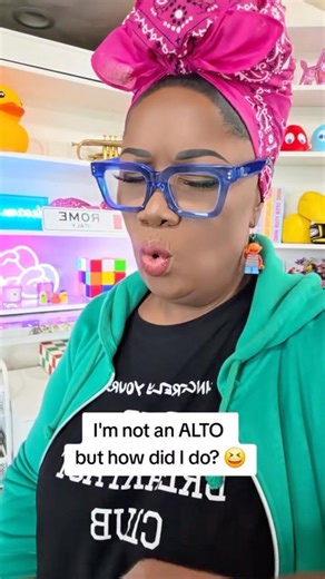 Can VOCAL COACH Crush LOWEST Alto Note CHALLENGE??!🫢😳🎤