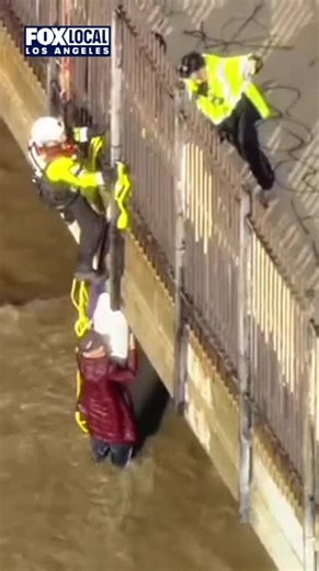 SWIFT WATER RESCUES: SkyFOX was overhead as Los Angeles City firefighters rescued at least three people from the Pacoima Wash in the Van Nuys area on Thursday morning. #vannuys #pacoimawash #lacityfighter #waterrescue