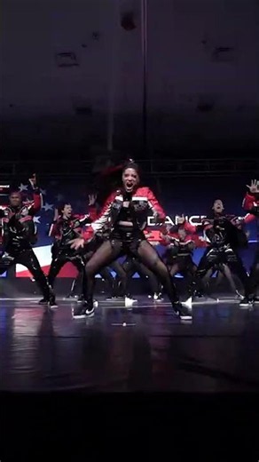 Creative Reaction sparks bold creativity 💡🔥 #dance #ytshorts #worldofdance