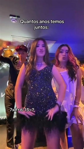 EMILLY VICK E O LEOZINHO E AMIGA QUANTOS ANOS JUNTOS 😱 #emillyvickof #katlenof #leozinn077 #void #yt