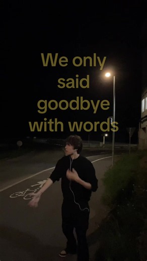 We only said goodbye with words 🖤 | Back to Black - Amy Winehouse | #backtoblack #amywinehouse #nostalgic #lyrics #bernardothoelken