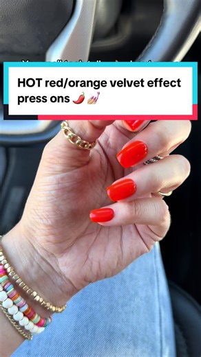 Fun fact: You don’t need a “viral” nail glue - the one in the box is perfectly adequate for a 10-14 day wear if you learn the proper technique! You can’t half ass your nail prep and expect your press ons to last more than a day or two 😉 And yes, QUALITY does, in fact, matter when it comes to press ons. Not all press ons are created equal! A good quality press on won’t bend/break easily or snag your hair 🙌🏻 Bottom line - The directions on the back of the box don’t work - do this instead 👇 Gra