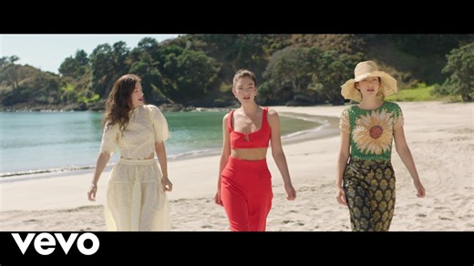 Lorde — Secrets from a Girl (Who's Seen it All) (Music Video)