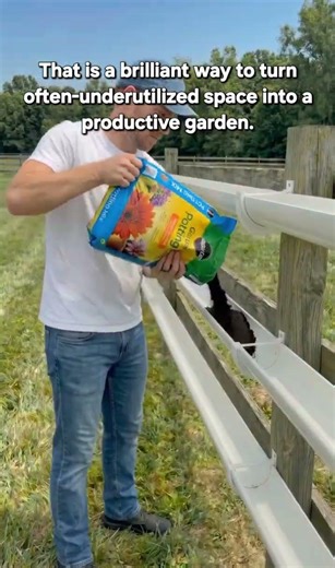 How to Build a DIY Gutter Fence Garden: Maximize Your Growing Space