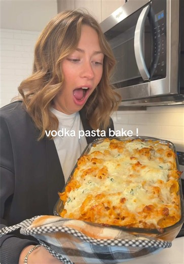 Vodka Pasta Bake Recipe: A Cozy Weeknight Dinner Idea