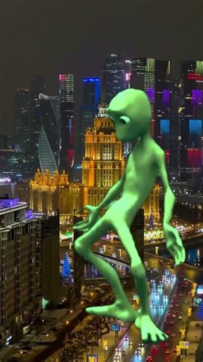 The alien is back… and he brought new moves.