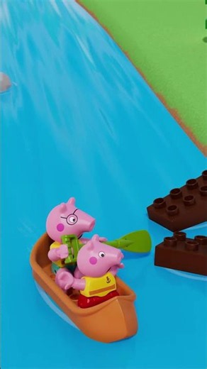 CANOE Obstacle Race! 🛶 #PeppaPigTales #Shorts #LEGODUPLO