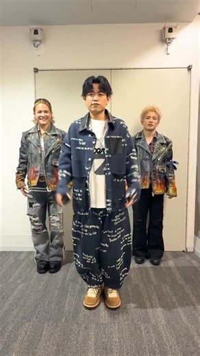 Tani Yuuki on Instagram: "「ミュージックステーション SUPERLIVE 2025」にて お会いできましたー！❤️‍🔥 #THERAMPAGE #岩谷翔吾 さん #浦川翔平 さんと 一緒に #もしものダンス 踊ったよ！🕺✨ 高速タケコプタ〜👌🤣 #TaniYuuki @the_rampage_official"