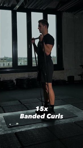 15-minute resistance band workout