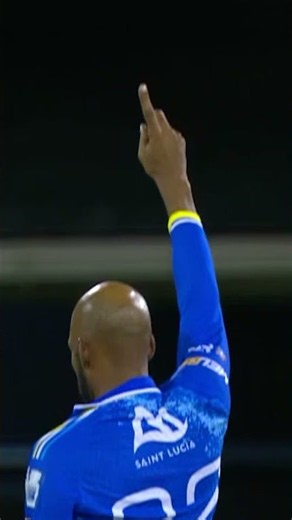 Roston Chase strikes FIRST! ☝️