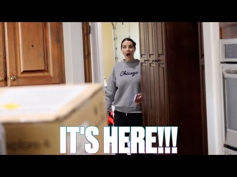 MOM'S LAST AND MOST ANTICIPATED CHRISTMAS GIFT JUST ARRIVED!