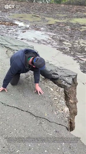 The Smart Kick! How One Man Solved a Riverbank Danger 🌾