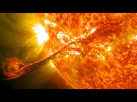 The Sun Now - X-Class Flare Impact Expected 31 Mar to 1 Apr