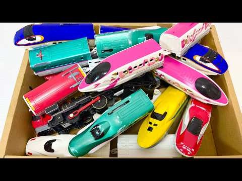 人気な新幹線コレクションを集めて、同じ色の車両を見つけて連結させて特製スロープを走行させてみた