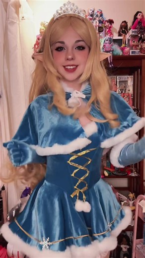 MERRY ALMOST CHRISRMAS HERES another gift heheh #zelda #breathofthewild #elfears #christmascosplay #zeldacosplay