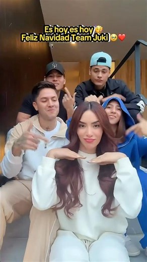 FELIZ NAVIDAD TEAM JUKI ❤️ | #jukilop #shorts #kimberlyloaiza