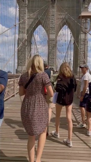USA Travel 🇺🇸 | Brooklyn Bridge Walk 🌉