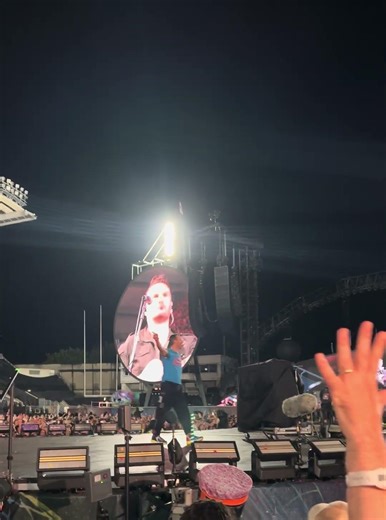 COLDPLAY + ASLAN - Crazy World in Dublin night 4!