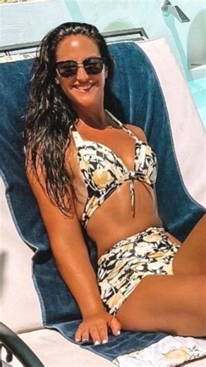 Emily Compagno Bikini Drop—Try Not to Gasp #hollywoodbuzz #celebrityphotoshoot #movie #interview