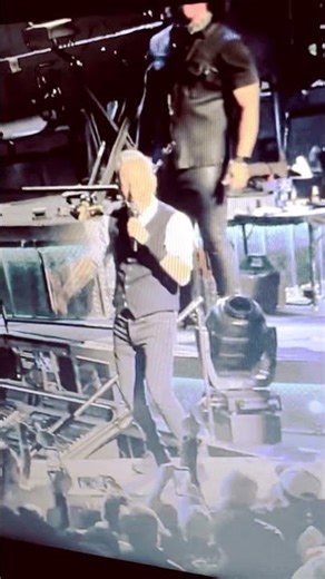 Bruce Springsteen - Blow away the dreams that tear you apart… New York, 11. 5. 2026